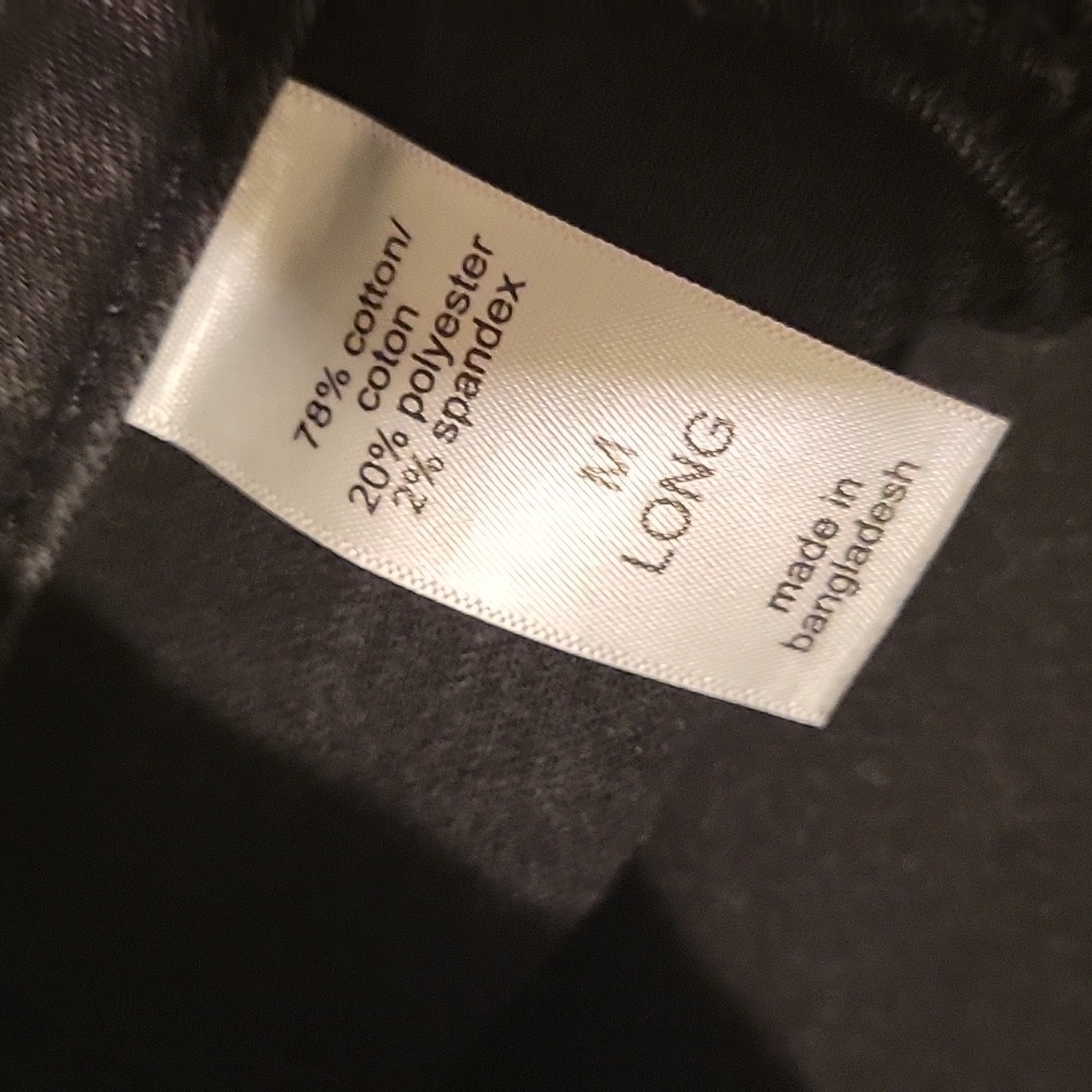 💲Maurices Distressed Black Colored Jeans. Sz Medium Long 3/$8 - Picture 2 of 4